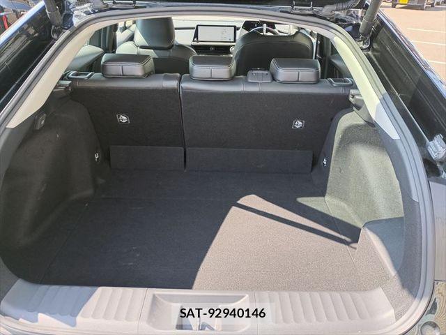 Toyota PRIUS 2023-05 7619356-14