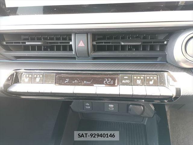 Toyota PRIUS 2023-05 7619356-18