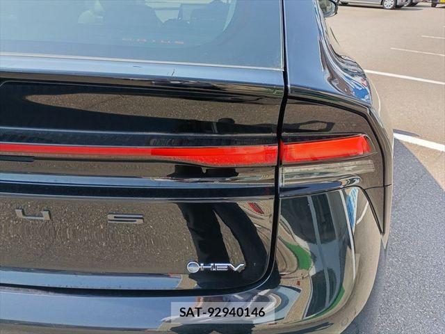 Toyota PRIUS 2023-05 7619356-4