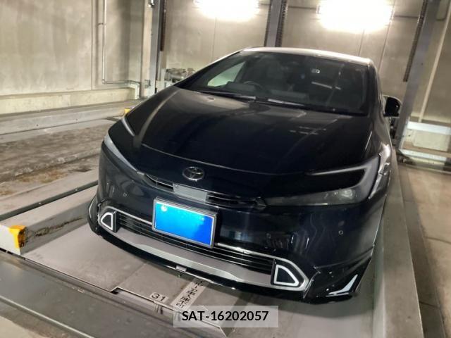 Toyota PRIUS 2023-07 7619352-1