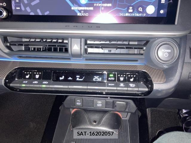 Toyota PRIUS 2023-07 7619352-18