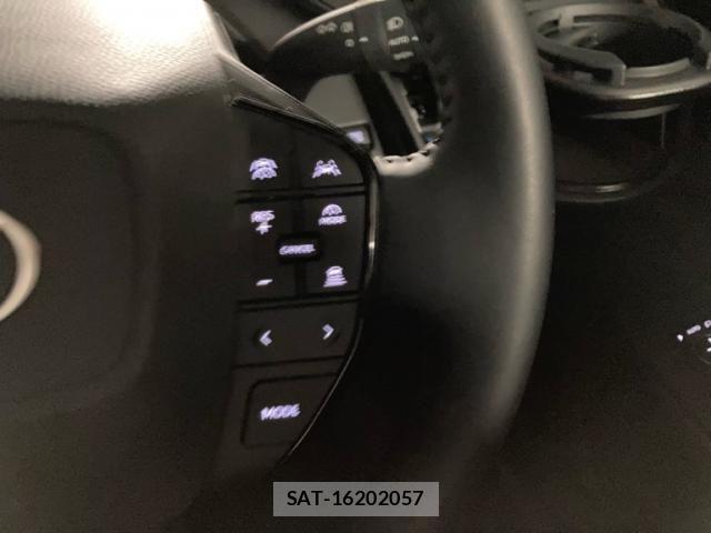 Toyota PRIUS 2023-07 7619352-23
