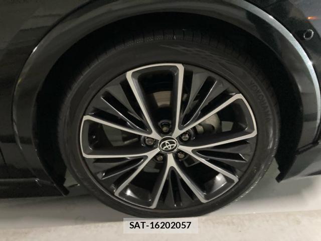 Toyota PRIUS 2023-07 7619352-5
