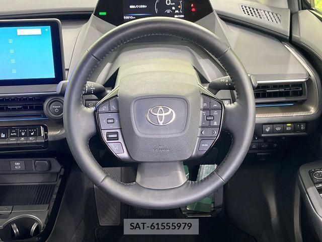Toyota PRIUS 2023-06 7619355-10