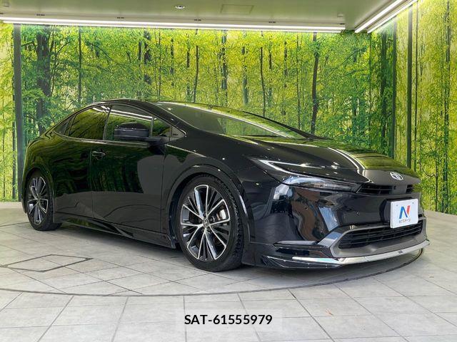 Toyota PRIUS 2023-06 7619355-15