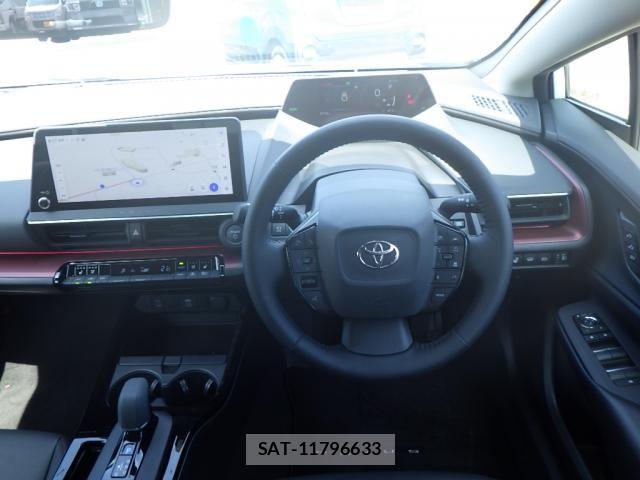 Toyota PRIUS 2023-05 7619354-8