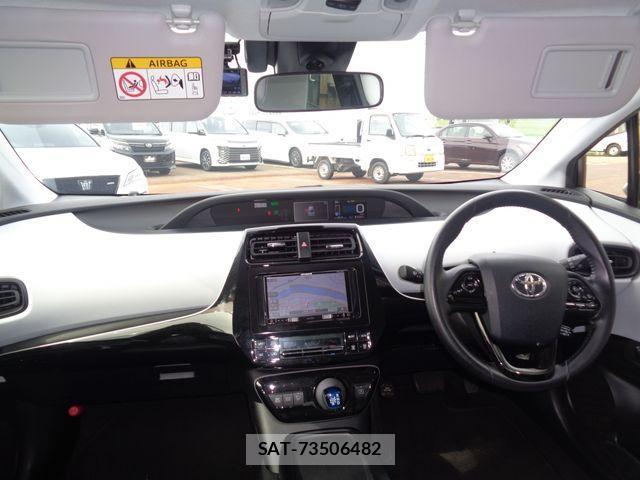 Toyota PRIUS 2019-06 7727508-9