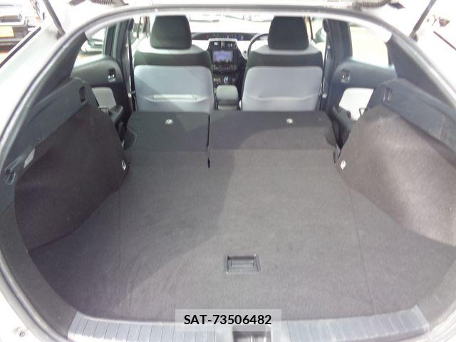 Toyota PRIUS 2019-06 7727508-11