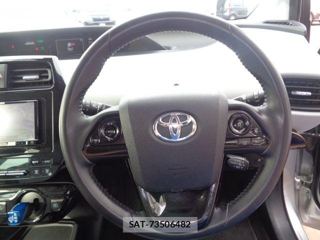 Toyota PRIUS 2019-06 7727508-14