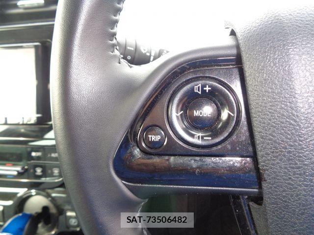 Toyota PRIUS 2019-06 7727508-21