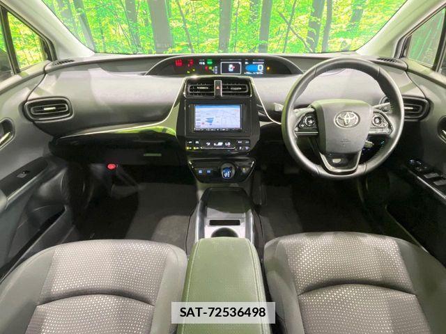 Toyota PRIUS 2021-06 7727502-1