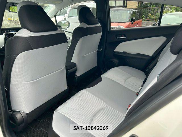 Toyota PRIUS 2017-09 7727504-18