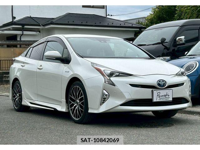 Toyota PRIUS 2017-09 7727504-2