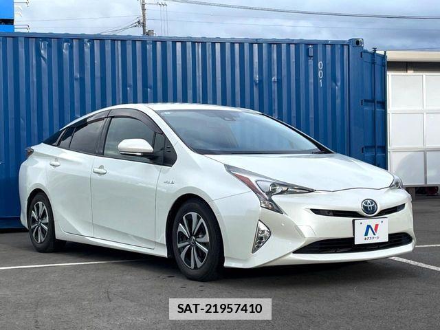 Toyota PRIUS 2015-12 7727505-15