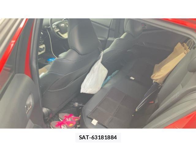 Toyota PRIUS 2015-12 7727510-6