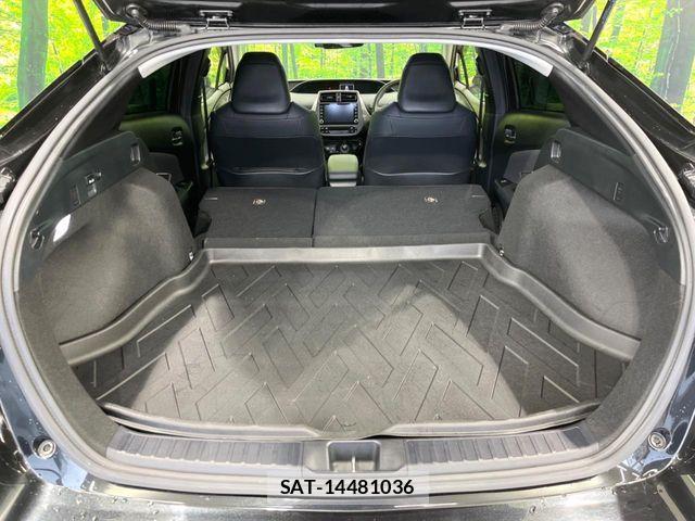 Toyota PRIUS 2021-10 7788432-9