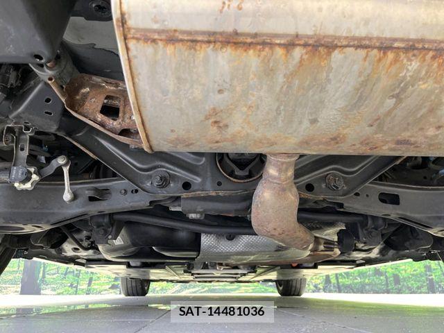 Toyota PRIUS 2021-10 7788432-18