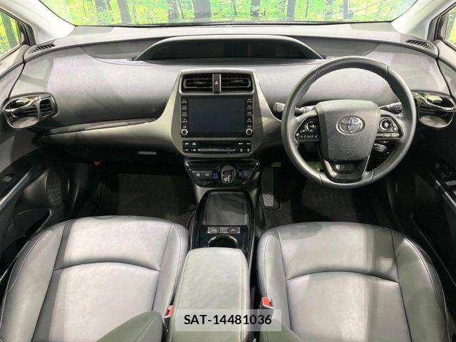 Toyota PRIUS 2021-10 7788432-1