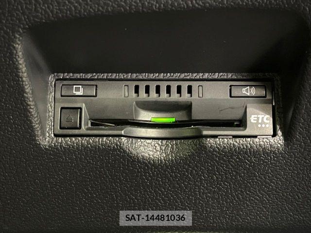 Toyota PRIUS 2021-10 7788432-6