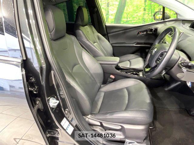 Toyota PRIUS 2021-10 7788432-7