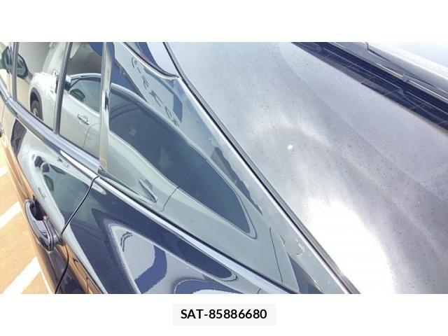 Toyota PRIUS 2018-07 7878953-14