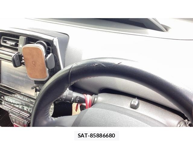 Toyota PRIUS 2018-07 7878953-17