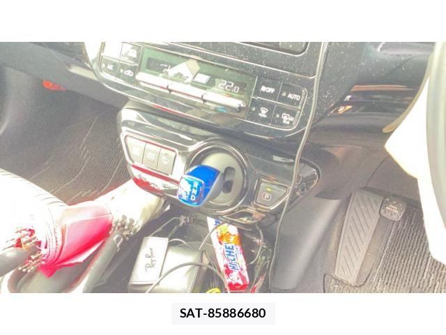 Toyota PRIUS 2018-07 7878953-20