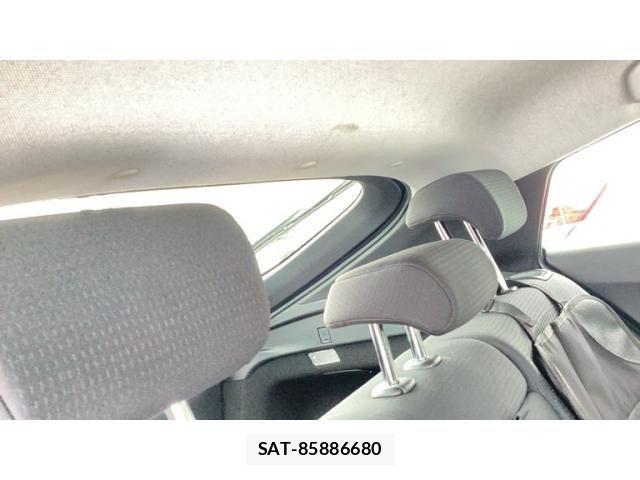 Toyota PRIUS 2018-07 7878953-28