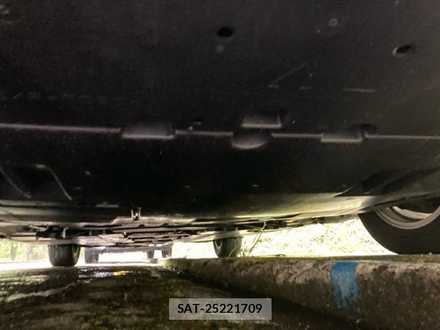 Toyota PRIUS 2015-12 7878963-3