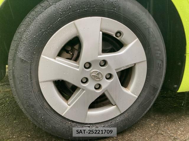 Toyota PRIUS 2015-12 7878963-5