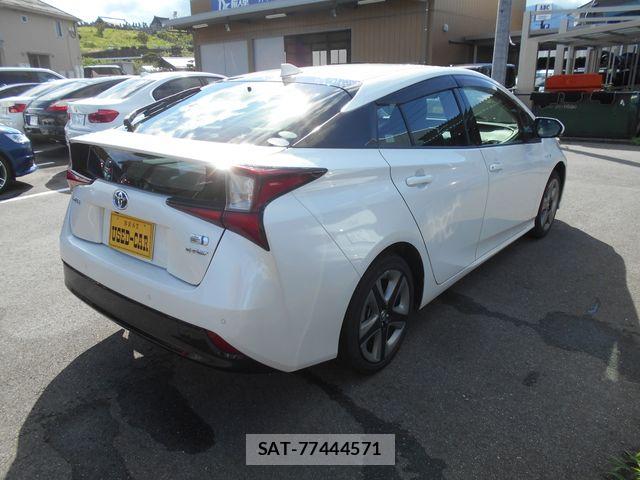 Toyota PRIUS 2019-03 7878962-5