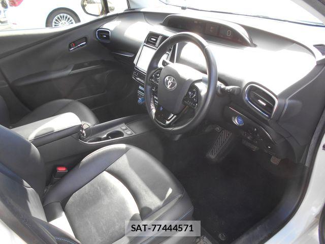 Toyota PRIUS 2019-03 7878962-6