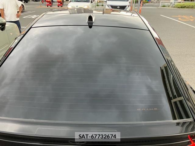 Toyota PRIUS 2023-05 7878952-9