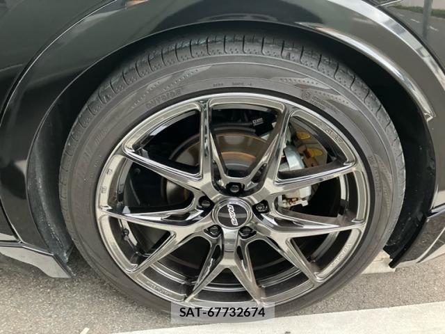 Toyota PRIUS 2023-05 7878952-5