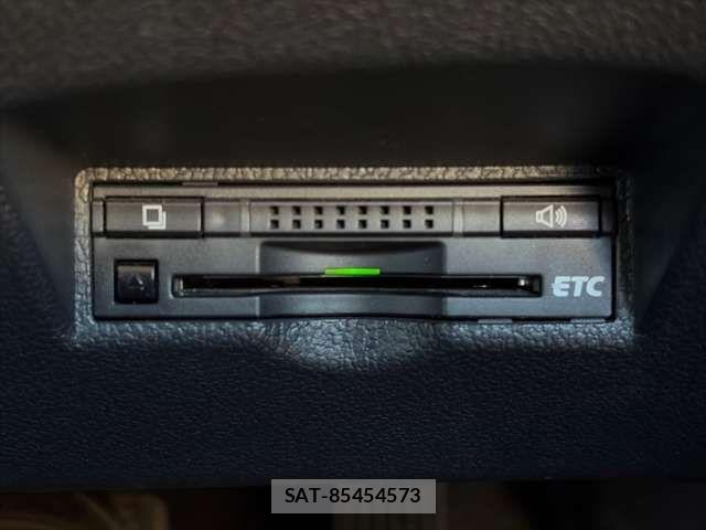 Toyota PRIUS 2016-05 7878954-18