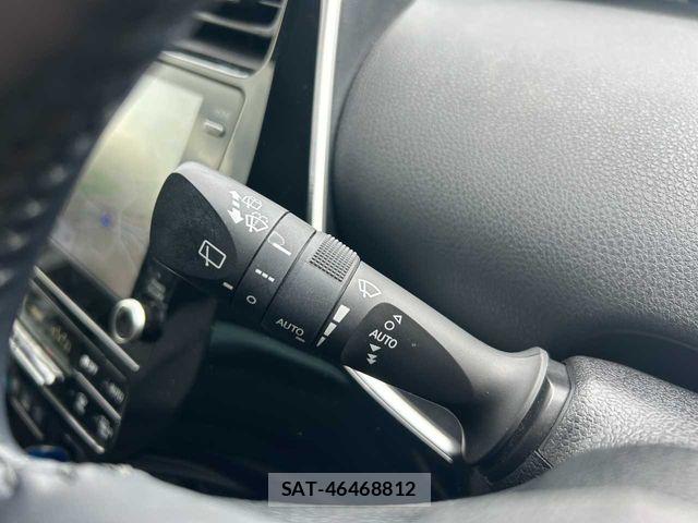Toyota PRIUS 2021-08 7878955-13