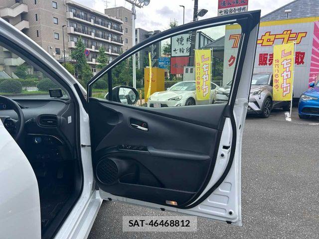 Toyota PRIUS 2021-08 7878955-20