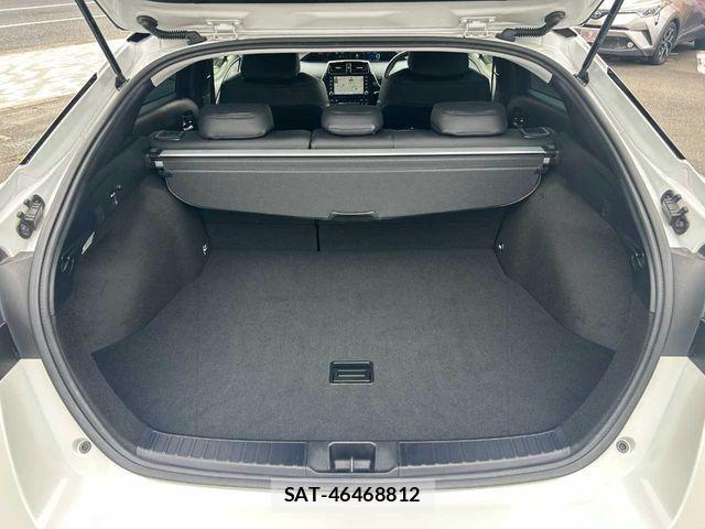 Toyota PRIUS 2021-08 7878955-28
