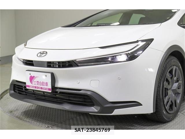 Toyota PRIUS 2024-08 7878951-9