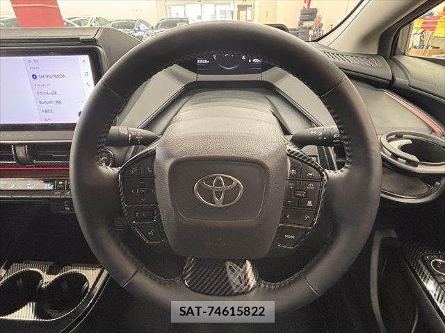 Toyota PRIUS 2023-05 7903257-11