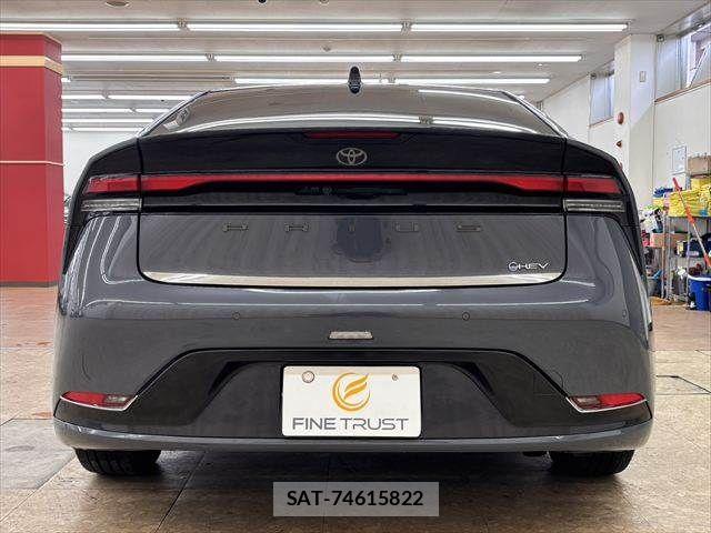 Toyota PRIUS 2023-05 7903257-18