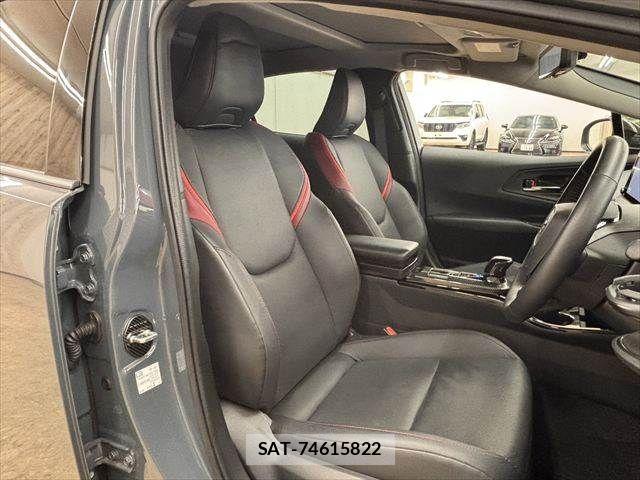 Toyota PRIUS 2023-05 7903257-8