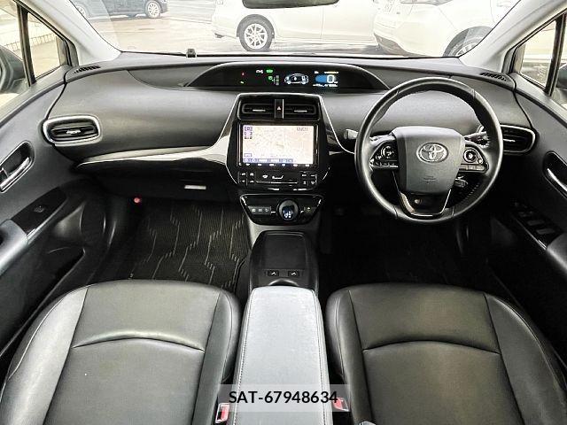 Toyota PRIUS 2019-05 7903258-1