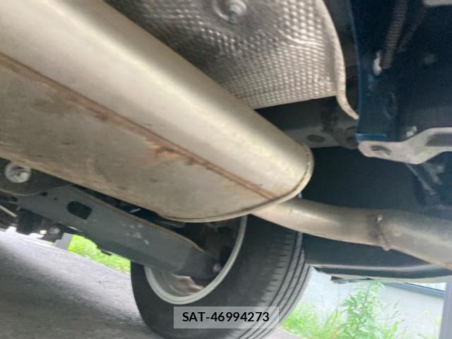 Toyota PRIUS 2019-06 7980701-10
