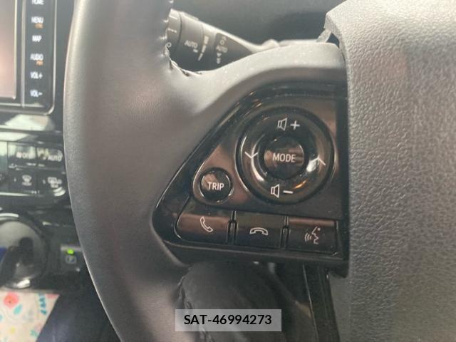 Toyota PRIUS 2019-06 7980701-18