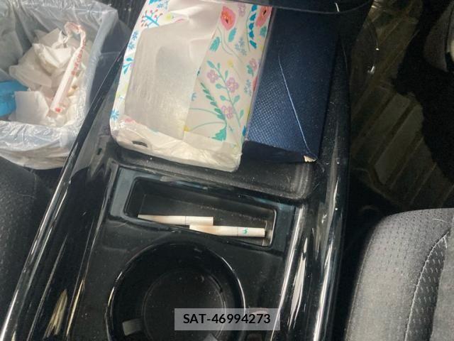 Toyota PRIUS 2019-06 7980701-27