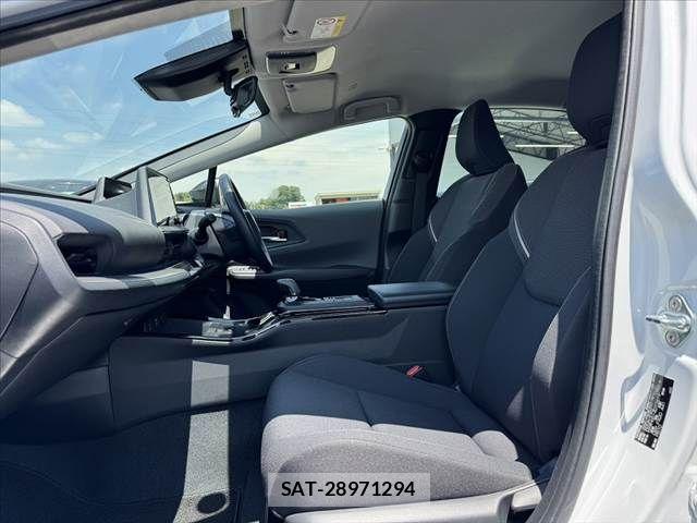 Toyota PRIUS 2024-01 8037763-16