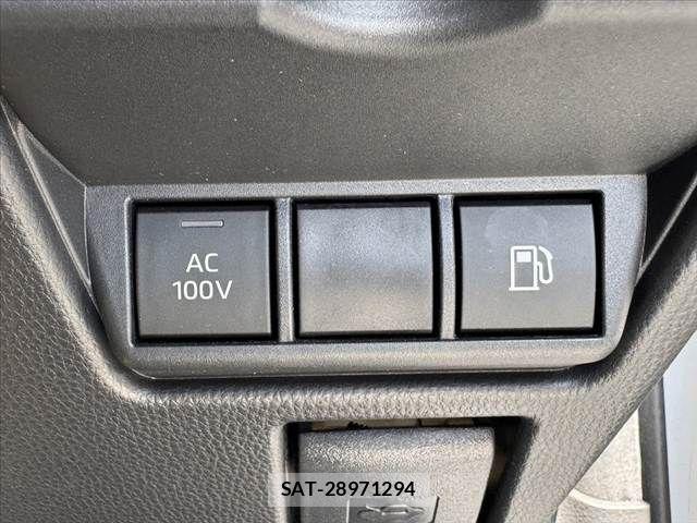 Toyota PRIUS 2024-01 8037763-26