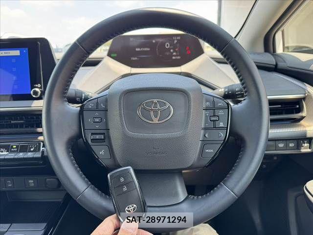 Toyota PRIUS 2024-01 8037763-6