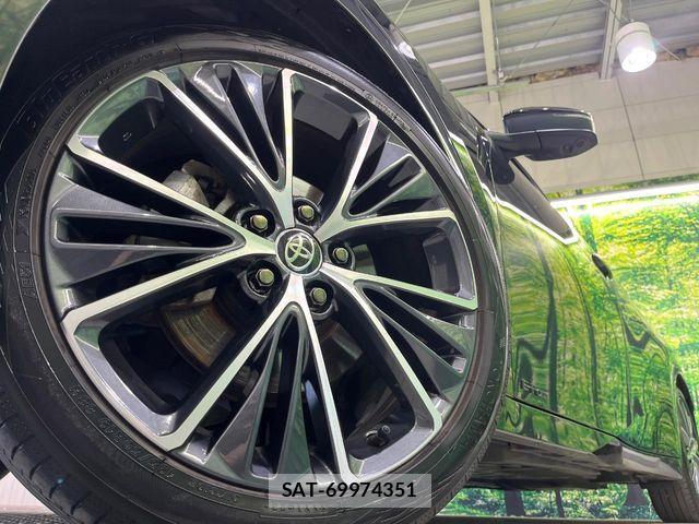 Toyota PRIUS 2023-05 8037762-13